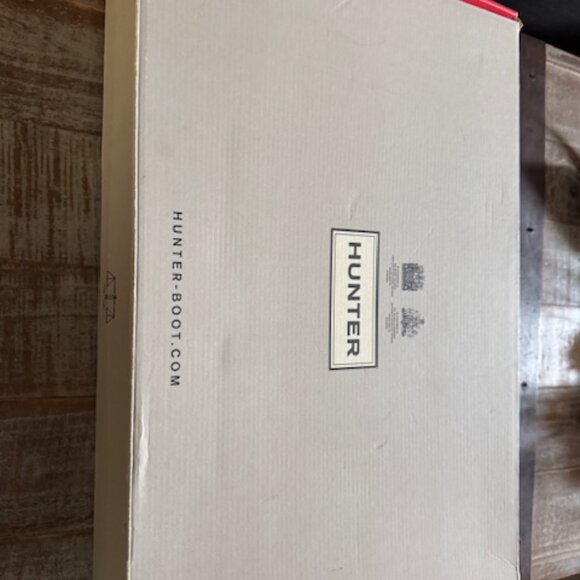 HUNTER Women's Original Rubber Knee-High Rain Boots - Picture 4 of 6